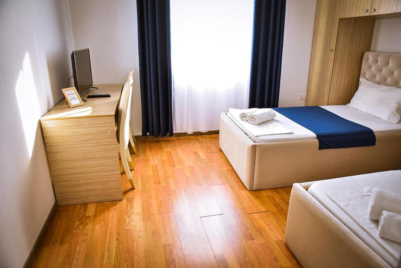 Hotel Jurgen Rinas Buitenkant foto